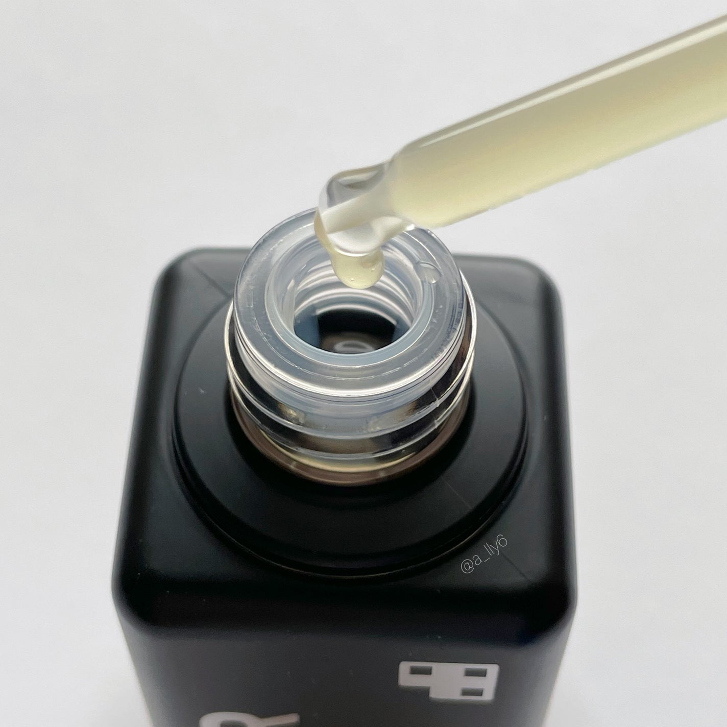 グルタチオングロウアンプル/MEDICUBE/美容液を使ったクチコミ(4枚目)