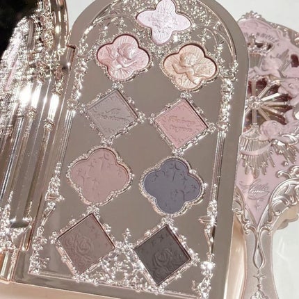 彩り日記 on LIPS 「😇今SNSで話題の【花知晓小天使🪽アイシャドウパレット】がつい..」(4枚目)