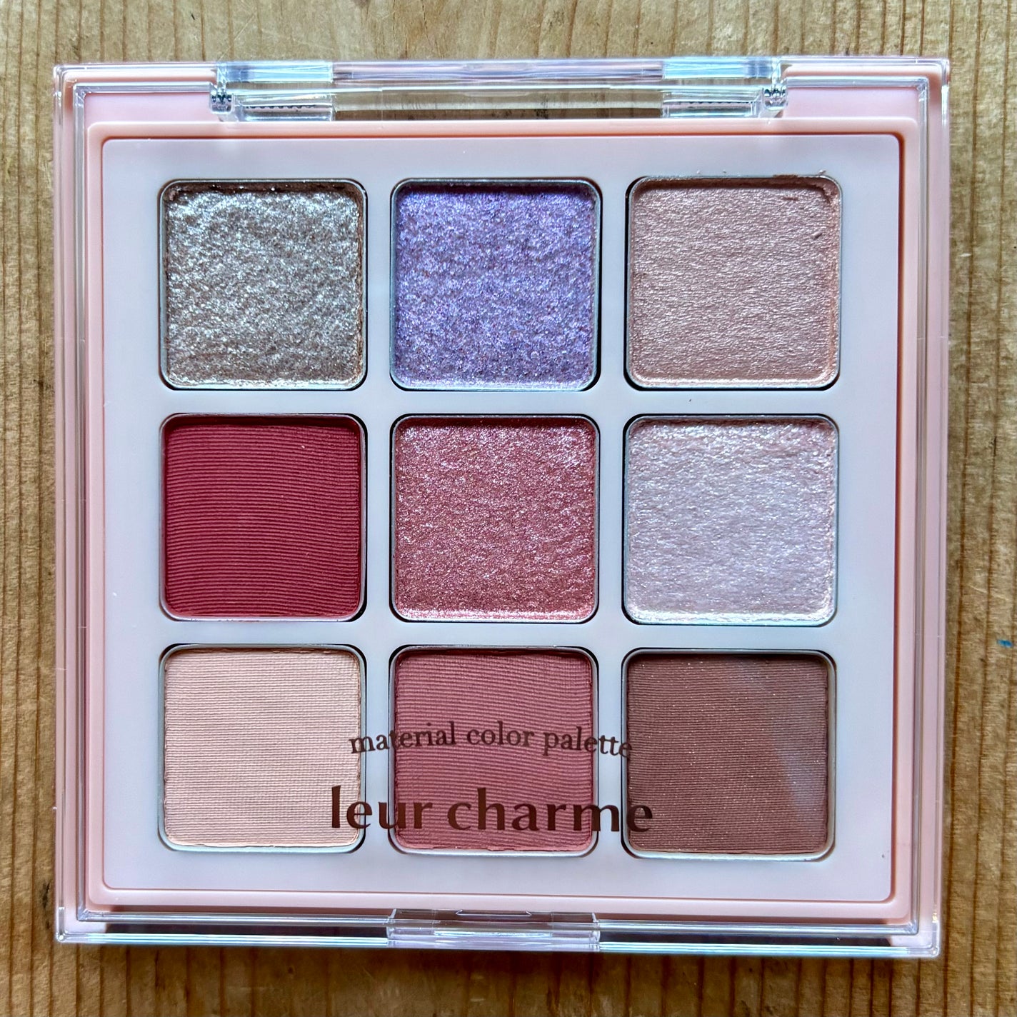 マテリアルカラーパレット/leur charme/アイシャドウパレットを使ったクチコミ(1枚目)