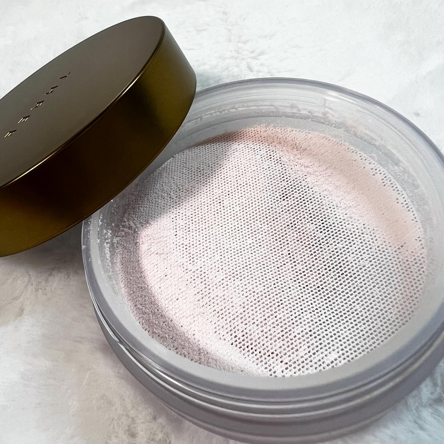 アドバンスドエシリアルスムースオペレーター ルースパウダー X02/THREE/ルースパウダーを使ったクチコミ（2枚目）