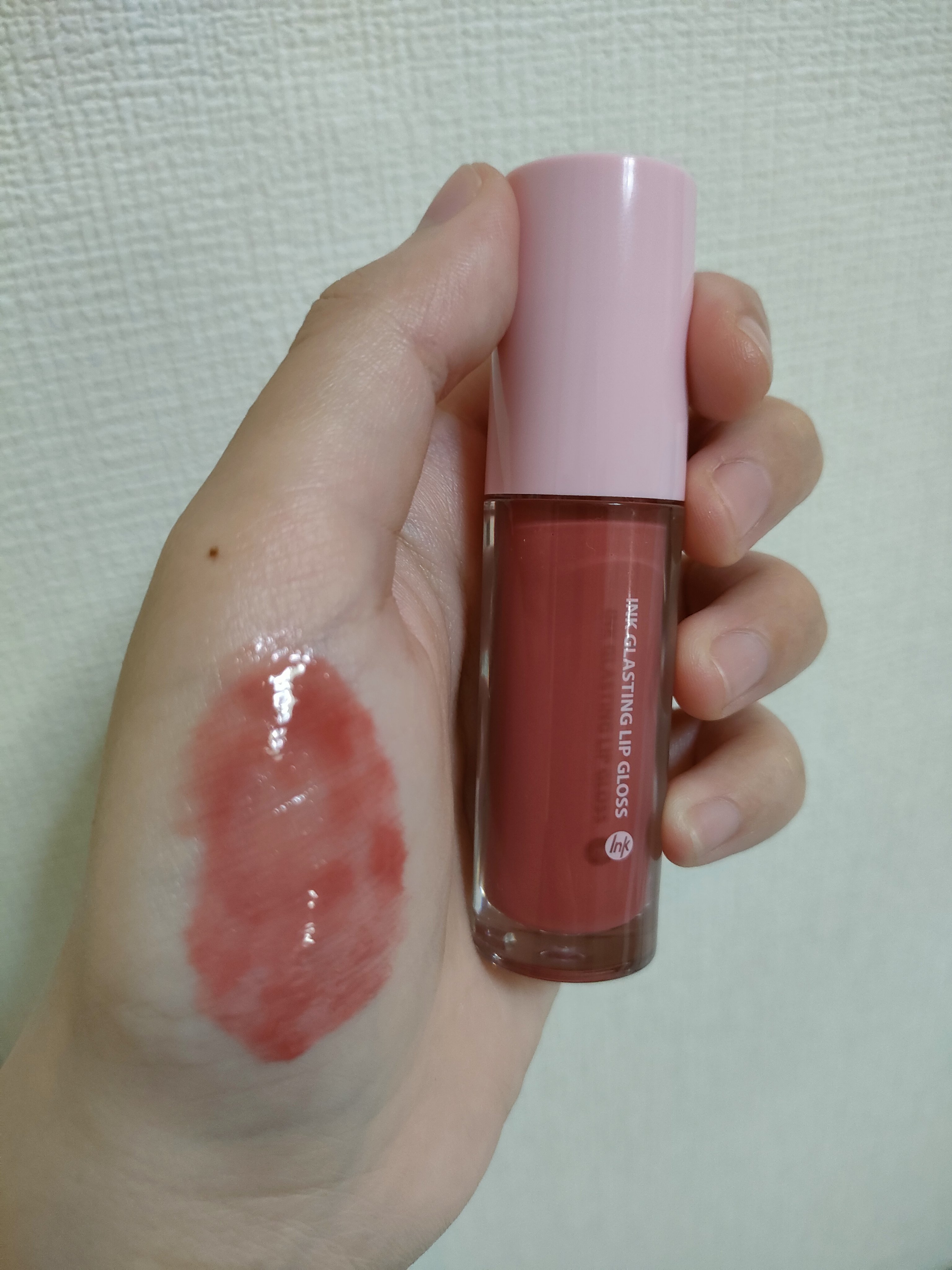 インク グラスティング リップ グロス/PERIPERA/リップグロスを使ったクチコミ（3枚目）