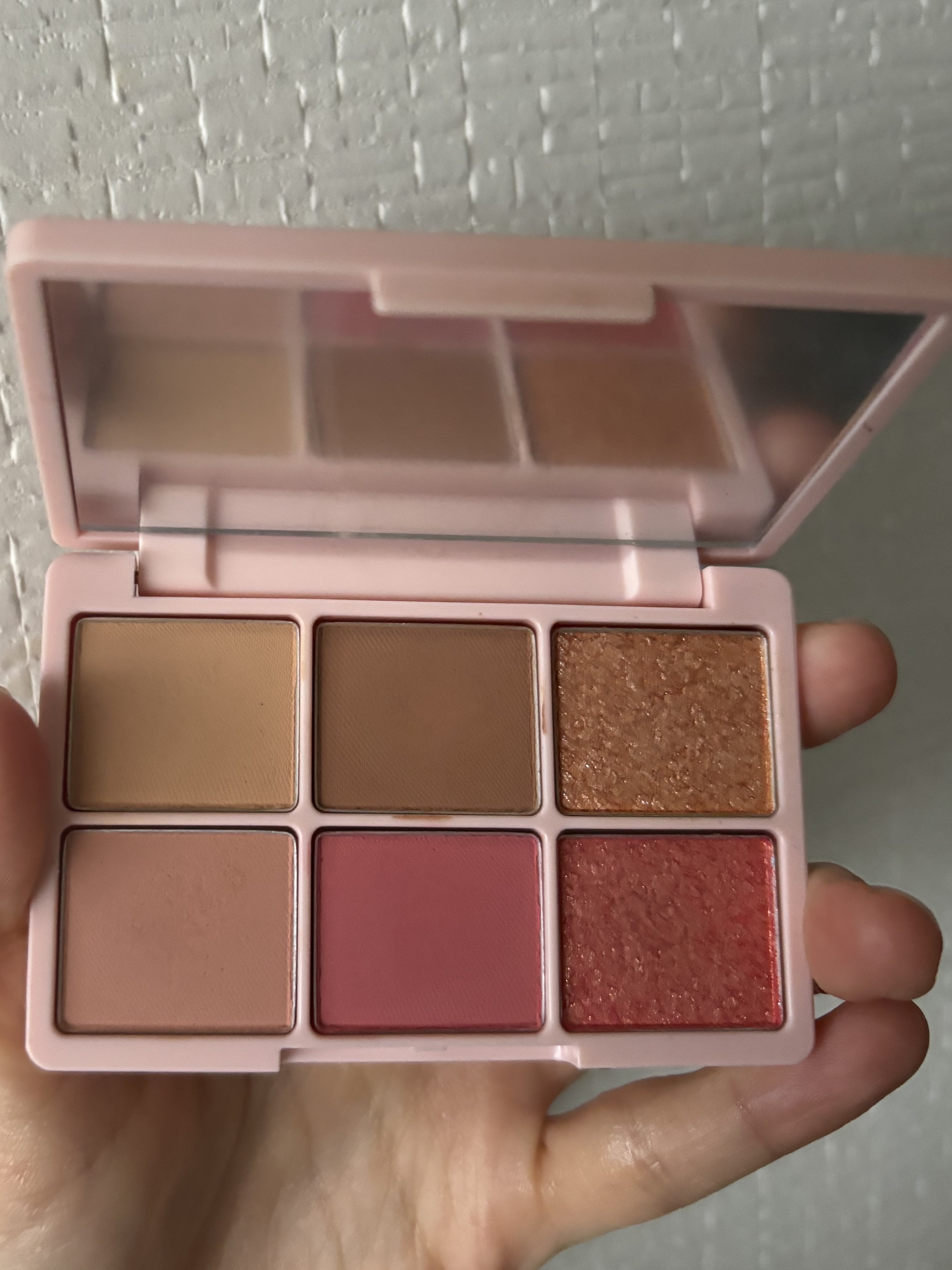 COLOR FIT EYE PALETT (SIX) /Barbie×EGLIPS /アイシャドウパレットを使ったクチコミ（2枚目）