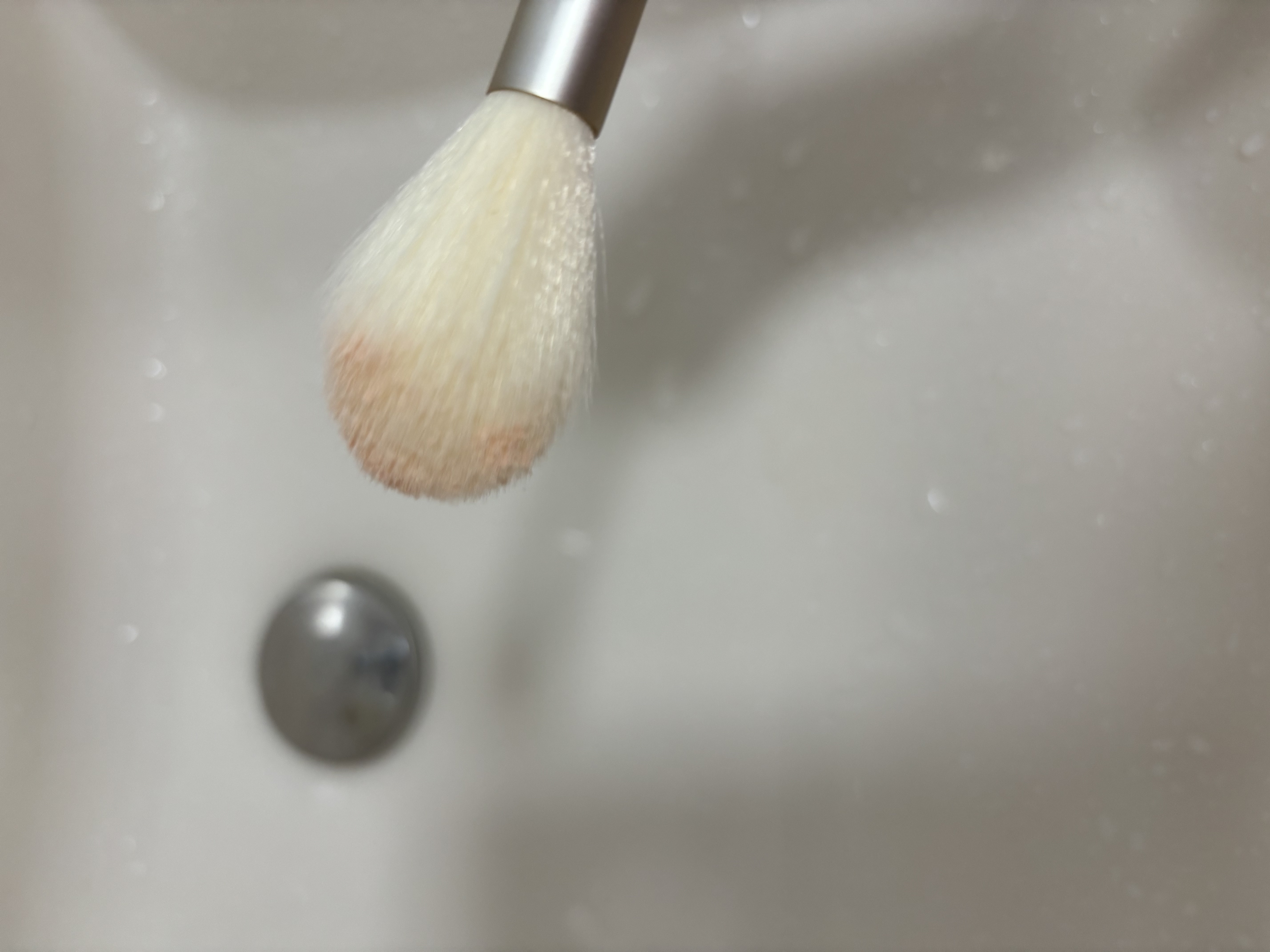 アイデイト マルチパウダーブラシ/IDATE/メイクブラシを使ったクチコミ（2枚目）