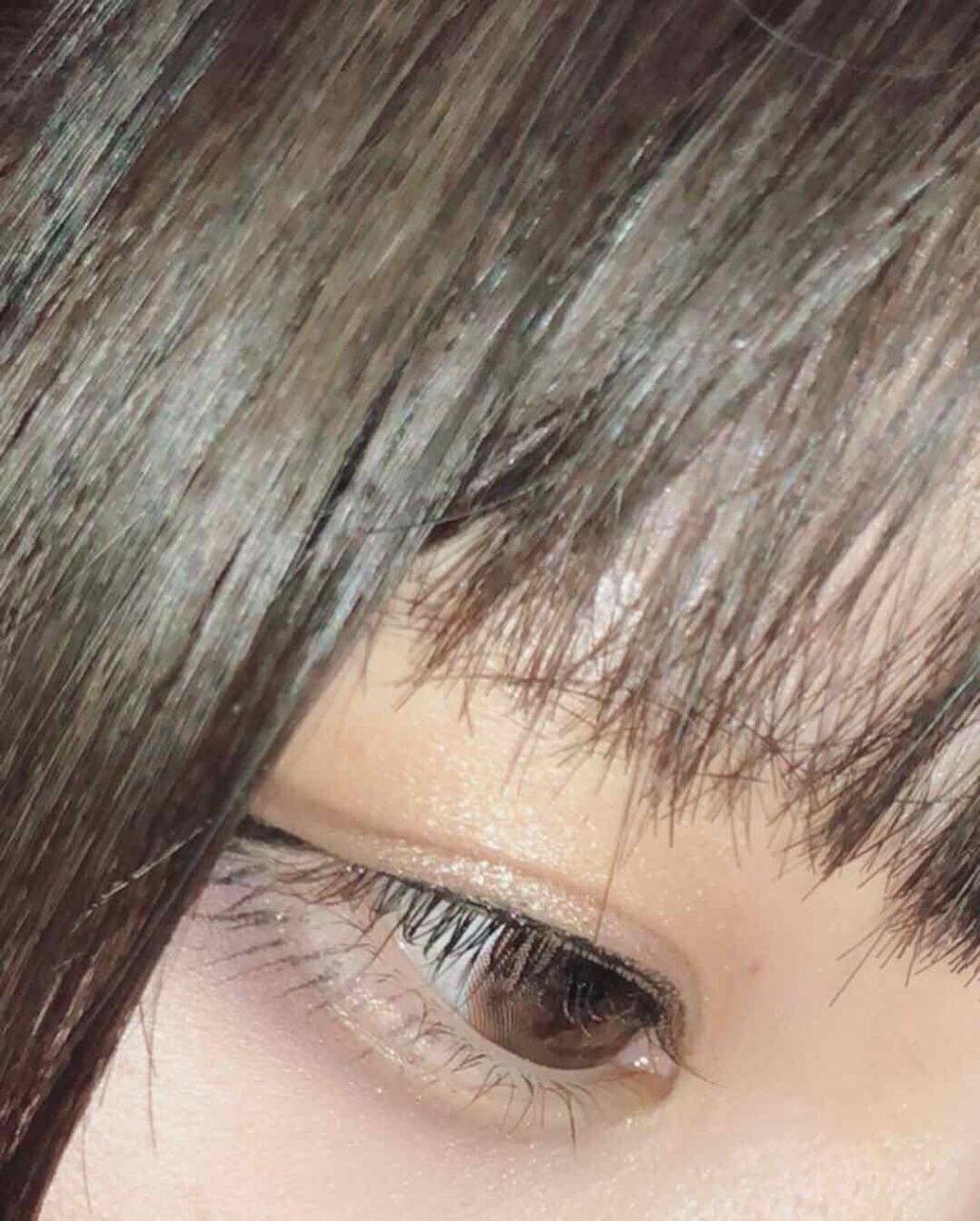 プリズム エアー シャドウ/CLIO/単色アイシャドウを使ったクチコミ（3枚目）