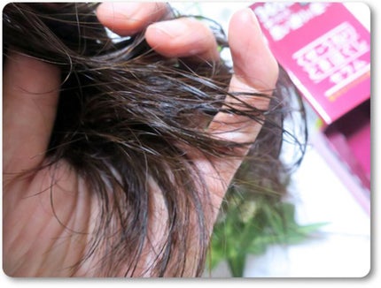 くせ・うねりときほぐしセラム/エッセンシャル flat/ヘアオイルを使ったクチコミ(2枚目)