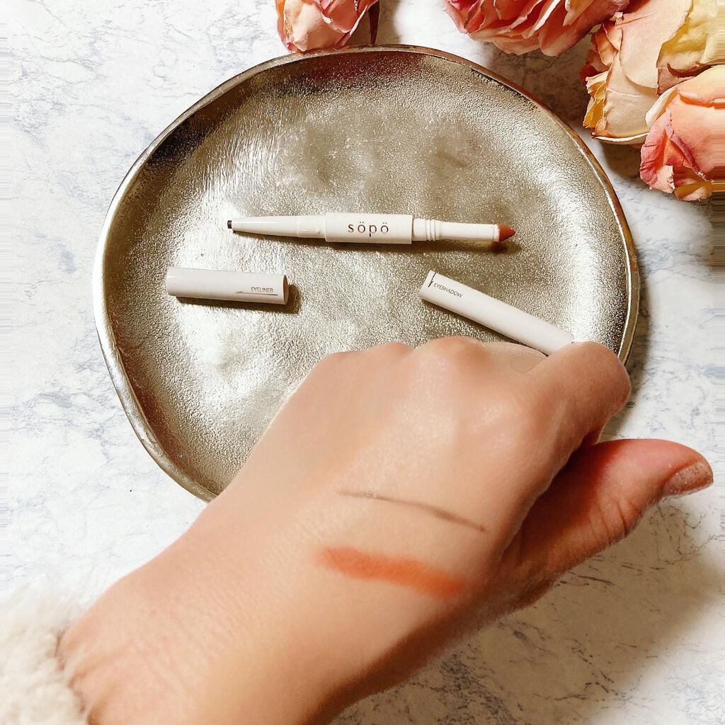 パウダー&ライナー 01 オレンジ×レッドブラウン（マンダリンオレンジ）/sopo/スティックアイシャドウを使ったクチコミ（3枚目）