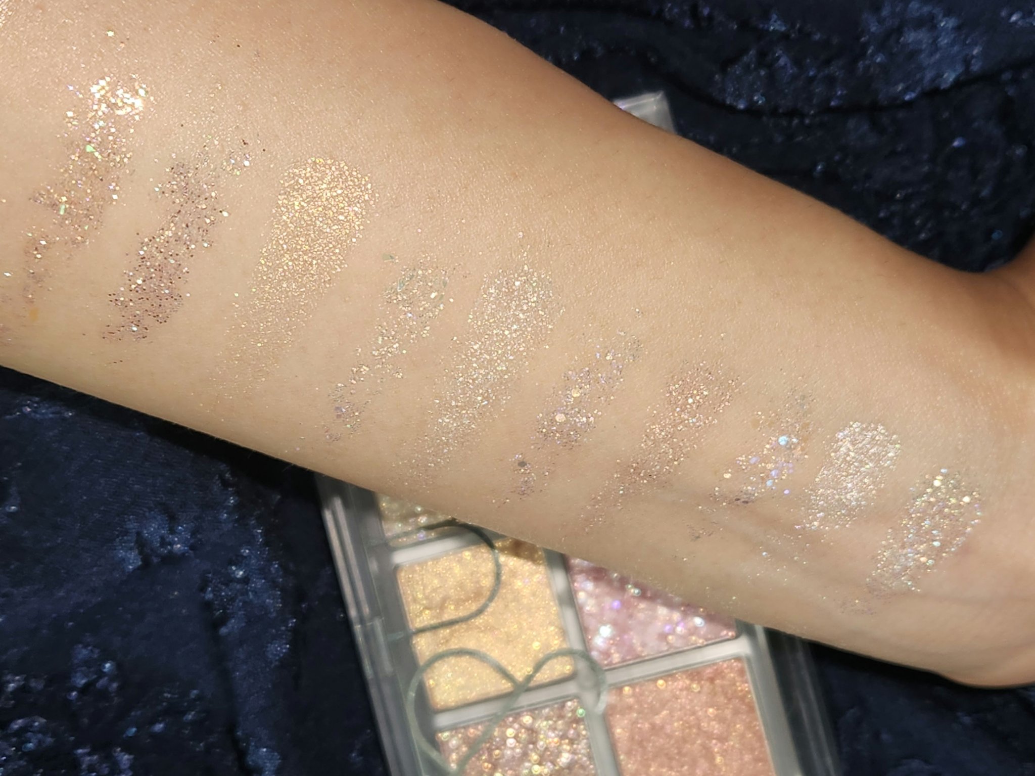 ベターザンパレット 00 ライト&グリッターガーデン(LIGHT & GLITTER GARDEN)/rom&nd/アイシャドウパレットを使ったクチコミ（2枚目）