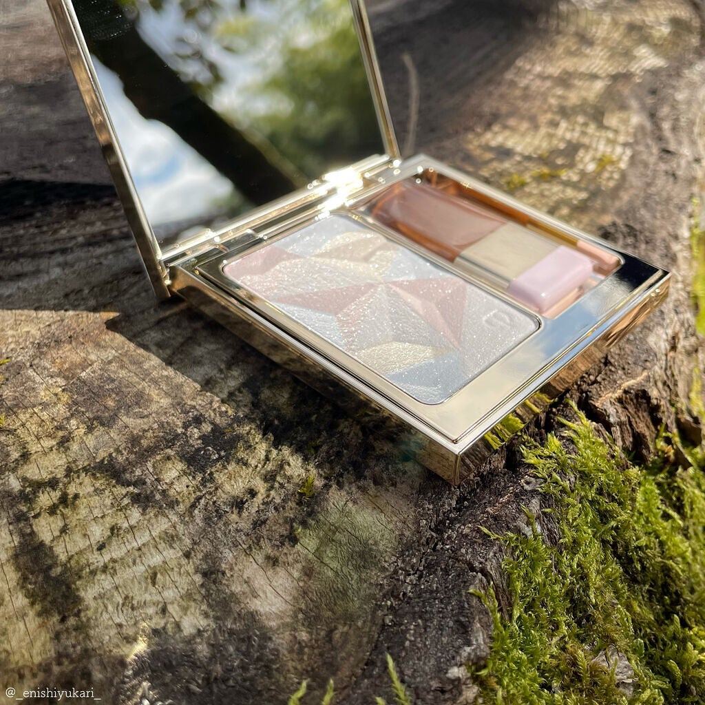 クレ・ド・ポー ボーテ レオスールデクラ/クレ・ド・ポー ボーテ/パウダーハイライトを使ったクチコミ(2枚目)