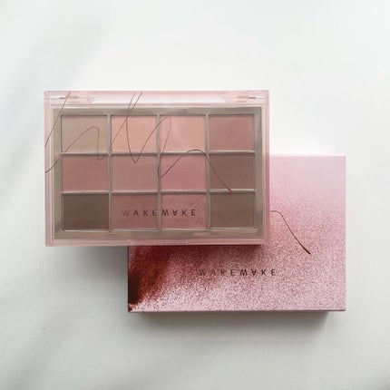 ソフトブラーリングアイパレット/wakemake/アイシャドウパレットを使ったクチコミ(2枚目)