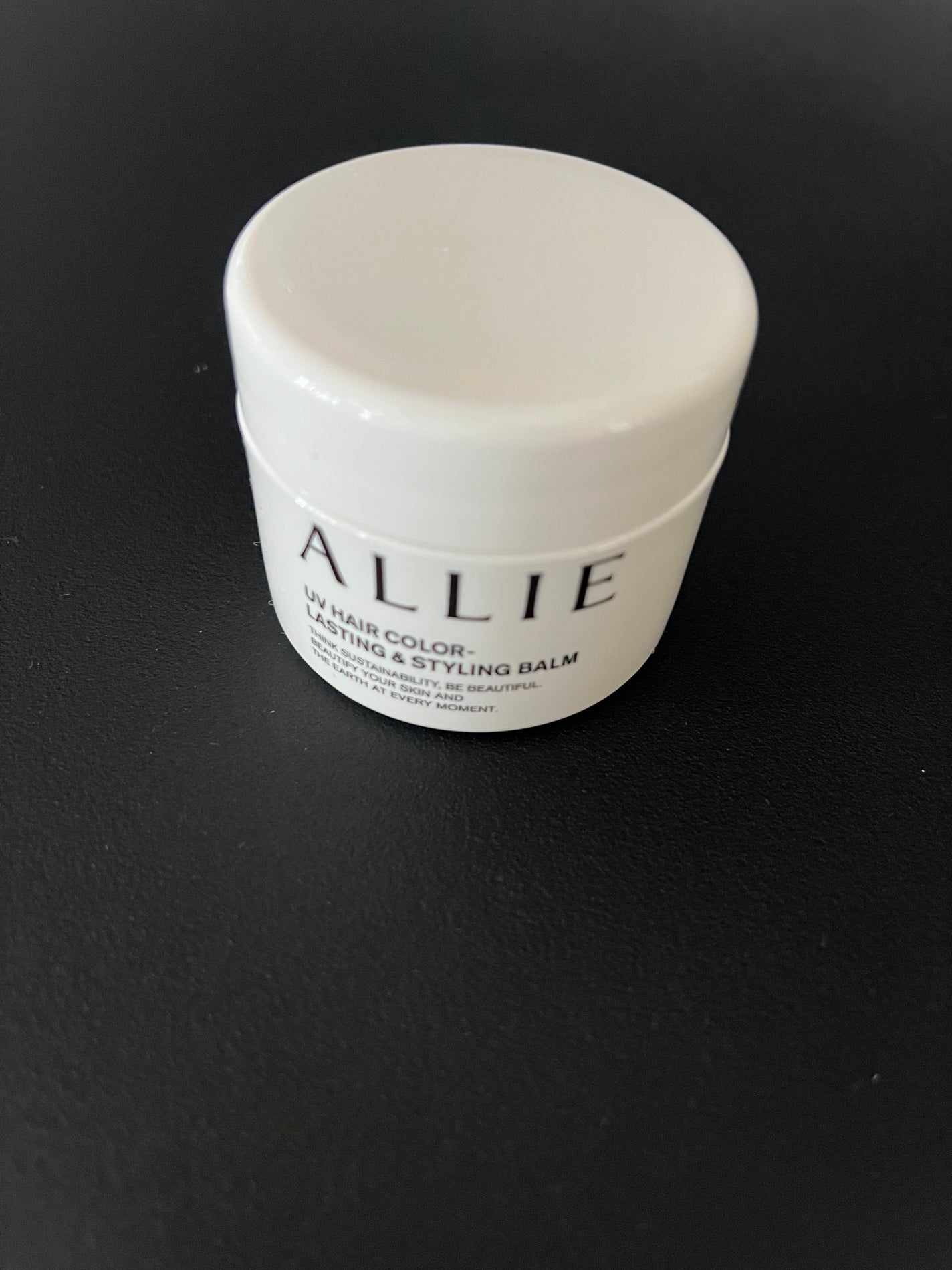 hi-romi on LIPS 「アリィーUVヘアカラーロックバームアリィーUVヘアカラーラステ..」(1枚目)