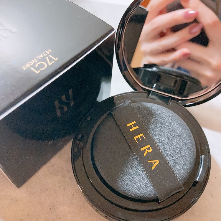 ブラック クッション 17C1 ペタルアイボリー/HERA/クッションファンデーションを使ったクチコミ（2枚目）