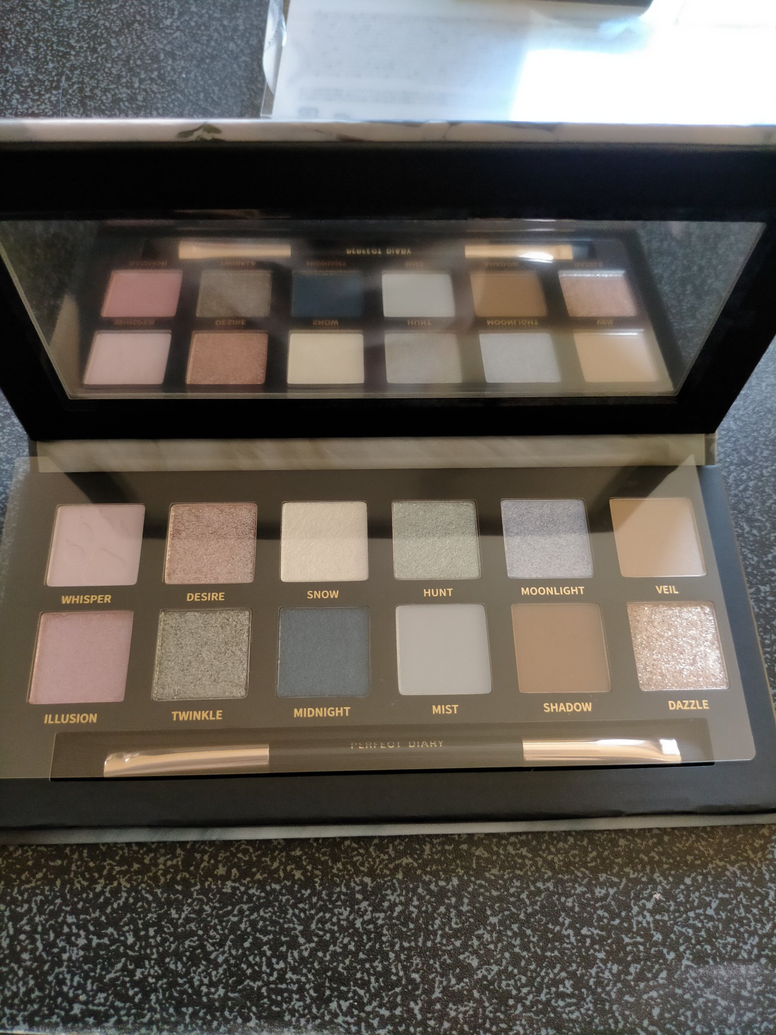 エクスプローラ12色 動物アイシャドウパレット/PERFECT DIARY/アイシャドウパレットを使ったクチコミ（2枚目）