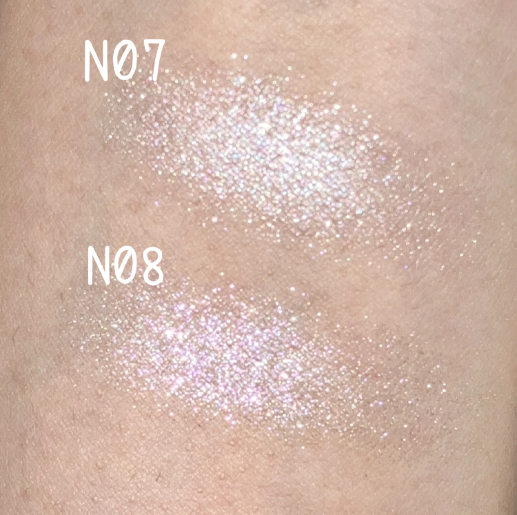 スターダストダイヤモンドハイライトパウダー/PERFECT DIARY/パウダーハイライトを使ったクチコミ（2枚目）