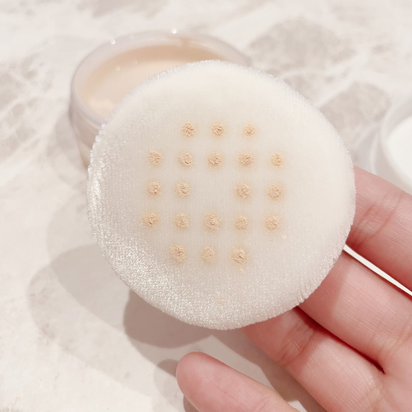 ローズリッチUVパウダー/ブルークレール/ルースパウダーを使ったクチコミ(2枚目)