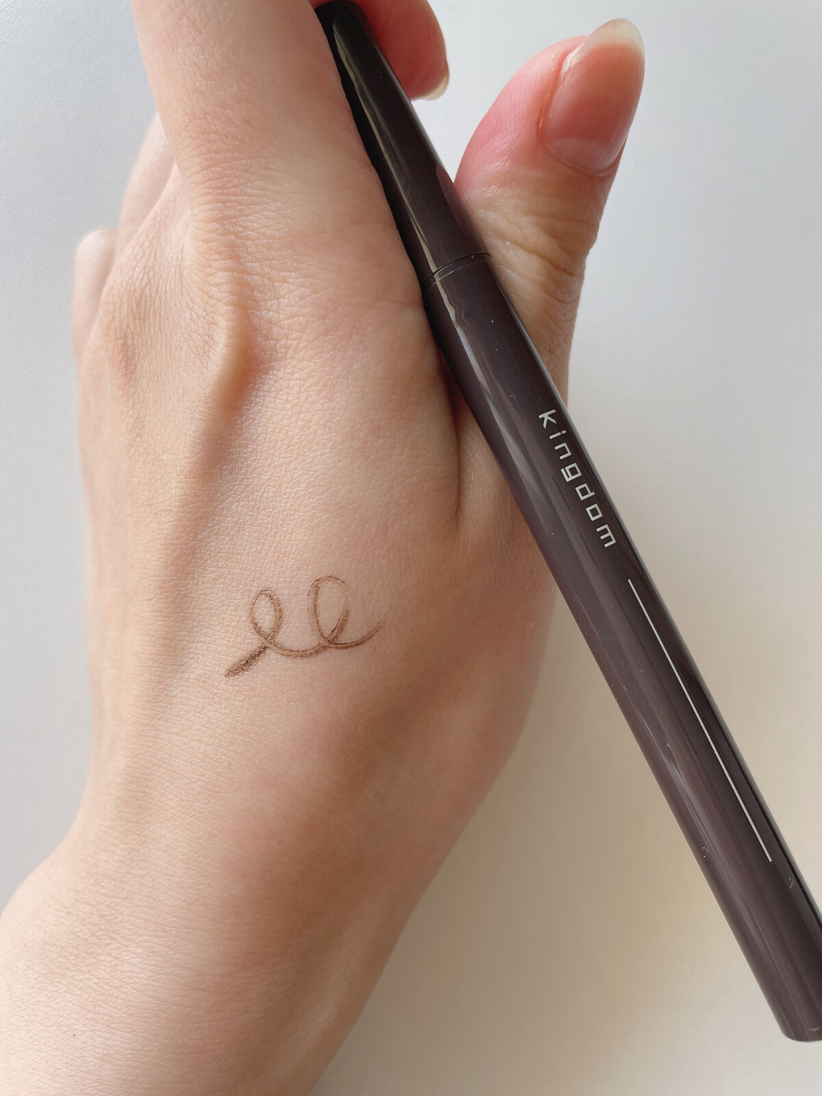 キングダム リキッドアイライナーR1 ナチュラルブラック/キングダム/リキッドアイライナーを使ったクチコミ（2枚目）