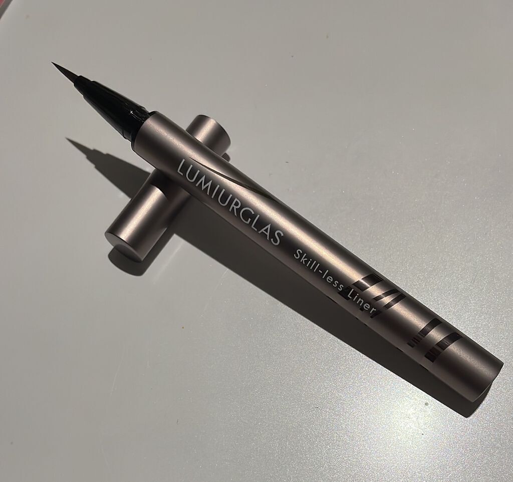スキルレスライナー/LUMIURGLAS/リキッドアイライナーを使ったクチコミ(2枚目)