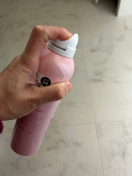 パウダースプレー(フローラルブーケ)/エージーデオ24/デオドラント・制汗剤を使ったクチコミ(4枚目)