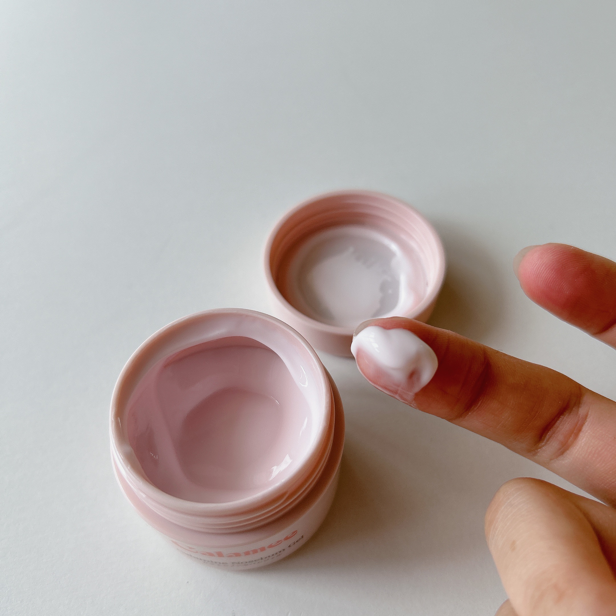 カラミー カラミンノーセバムジェル/Calamee/フェイスクリームを使ったクチコミ（2枚目）