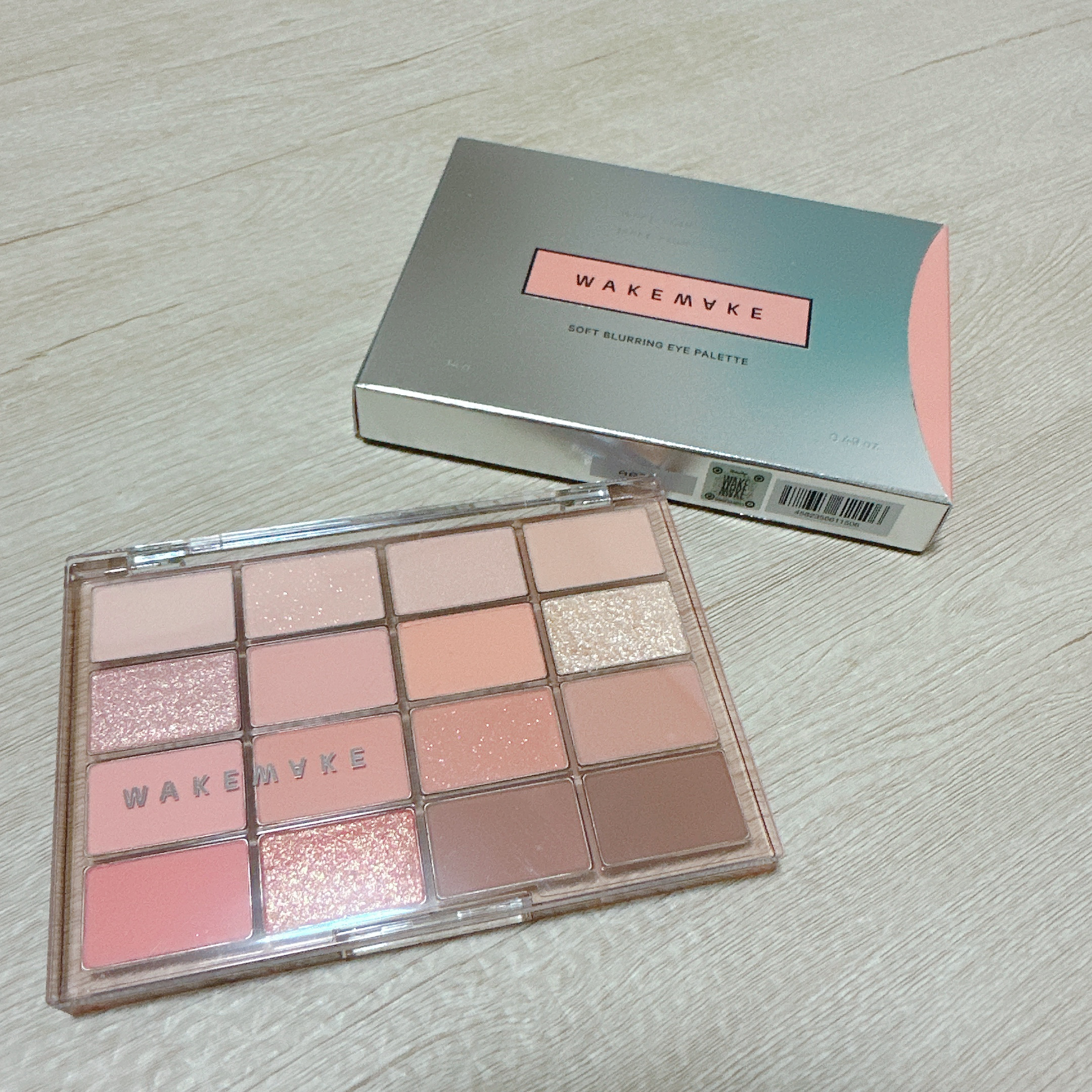 ソフトブラーリングアイパレット/wakemake/アイシャドウパレットを使ったクチコミ（2枚目）