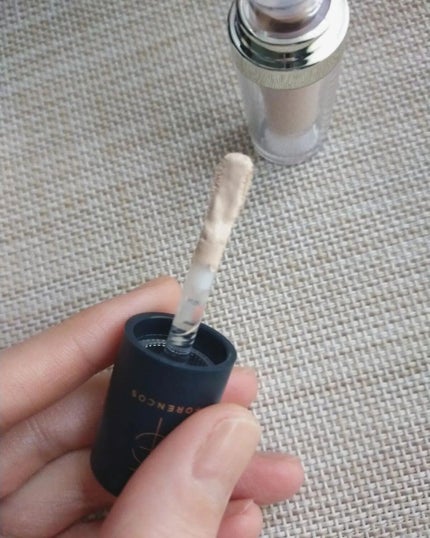 タトゥーウォータープルーフスカーコンシーラー/フォレンコス/リキッドコンシーラーを使ったクチコミ(2枚目)