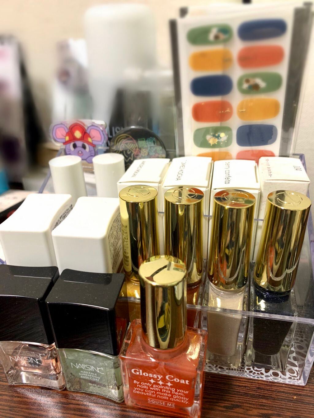 フローリックネイルラッカー/エレガンス クルーズ/マニキュアを使ったクチコミ(3枚目)