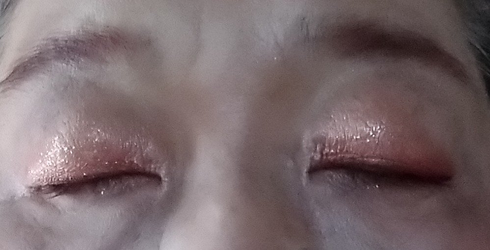 バビメロシャイニーアイパレット/VAVI MELLO/アイシャドウパレットを使ったクチコミ（3枚目）