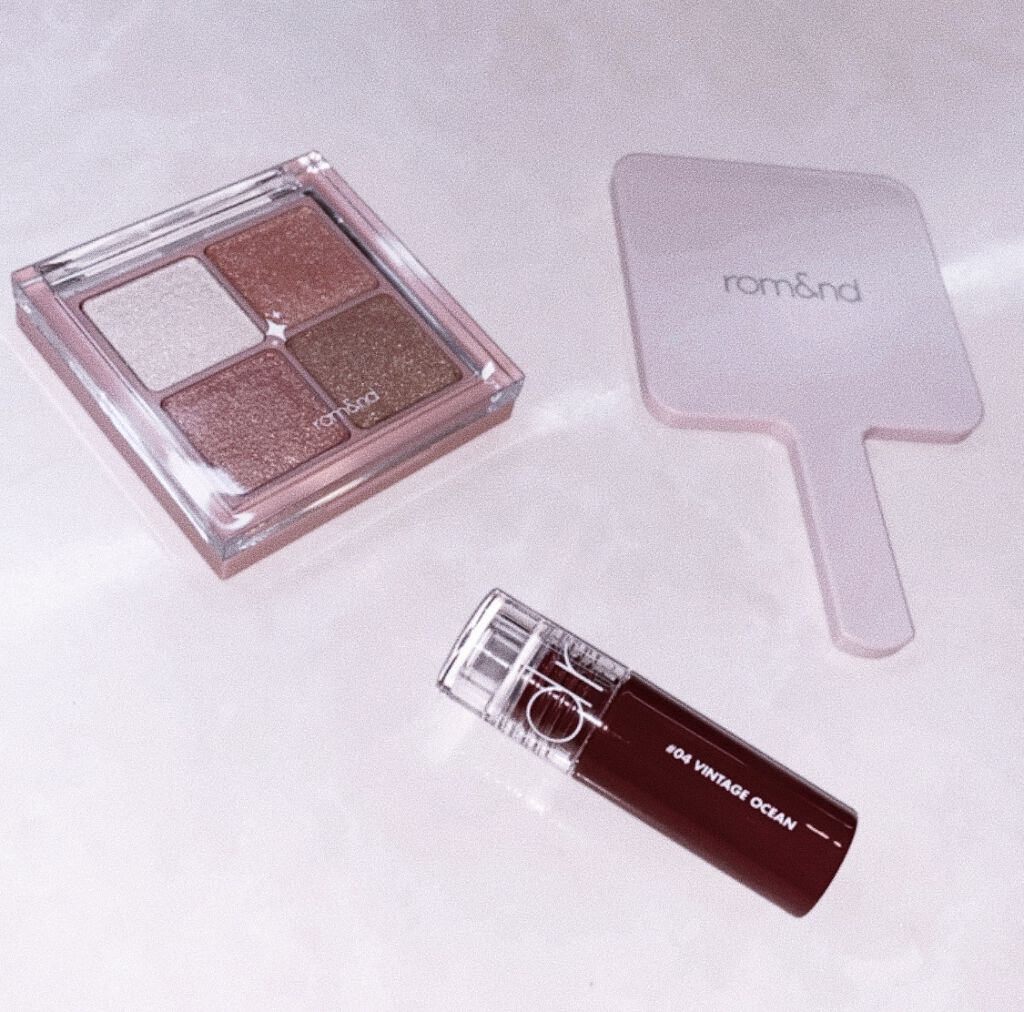 グリッターブロッサムエディション/rom&nd/メイクアップキットを使ったクチコミ（2枚目）