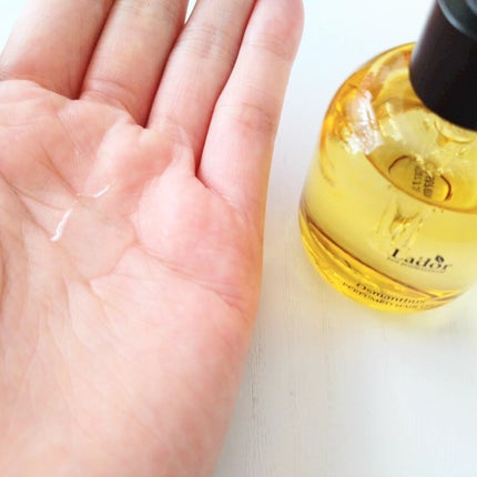 パフュームヘアオイル オスマンサス/La'dor/ヘアオイルを使ったクチコミ(3枚目)