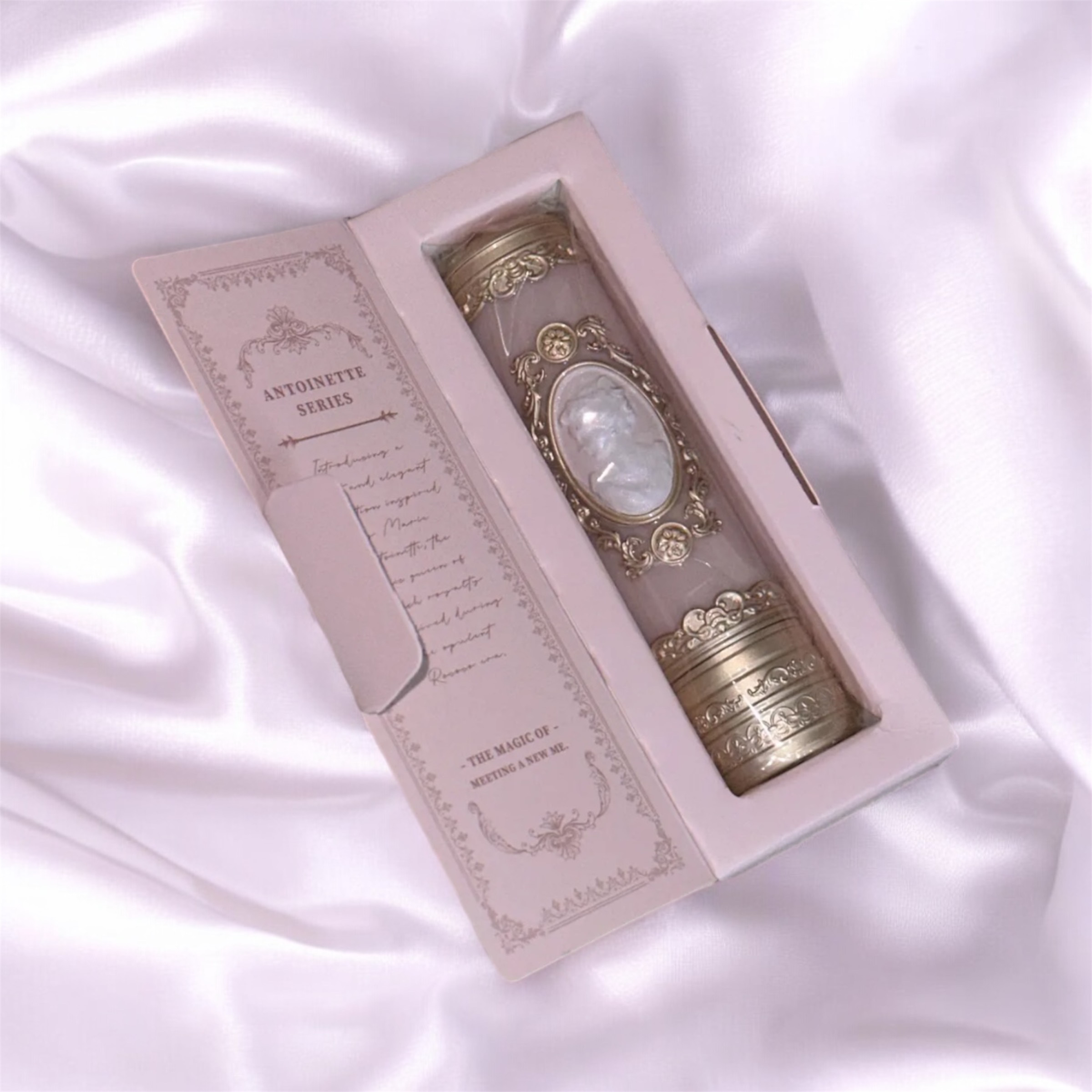 アントワネットメルティングルージュ 01 バニララテ/MilleFée/口紅を使ったクチコミ（2枚目）