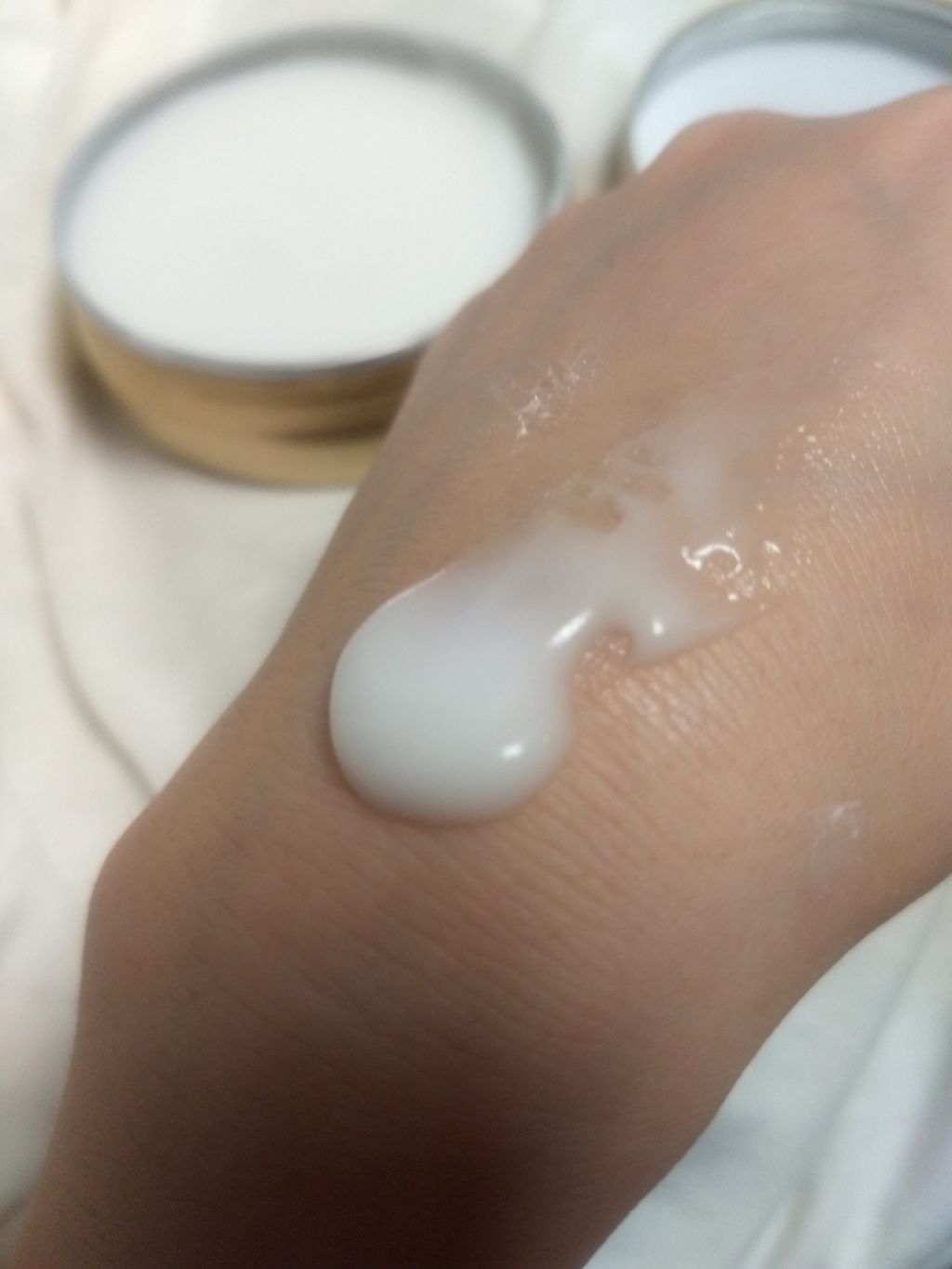 フローラルグリーン フローズンボディクリーム/Flora Notis JILL STUART/ボディクリームを使ったクチコミ（3枚目）