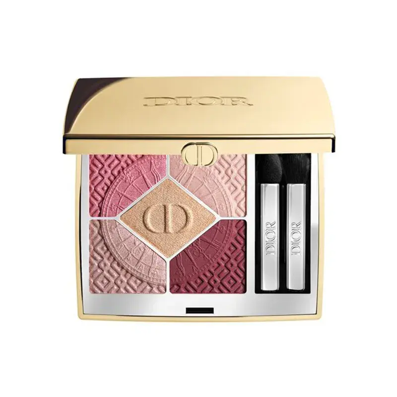 DIORから"黄金の舞踏会"をテーマにした2024クリスマスコフレが登場!サンククルールの限定色や限定デザインのリップなどの画像