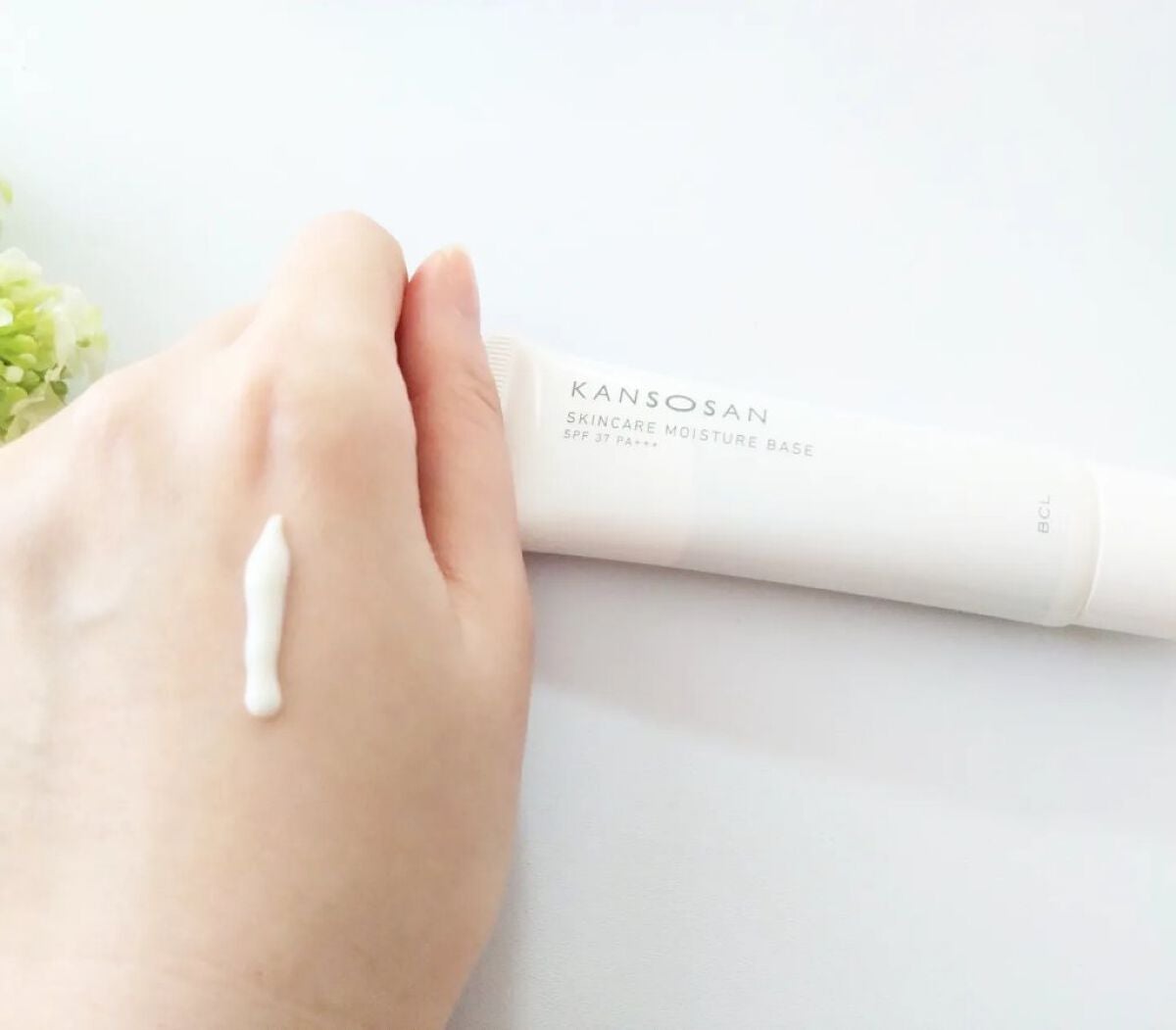 乾燥さん 保湿力スキンケア下地 /乾燥さん/化粧下地を使ったクチコミ(2枚目)