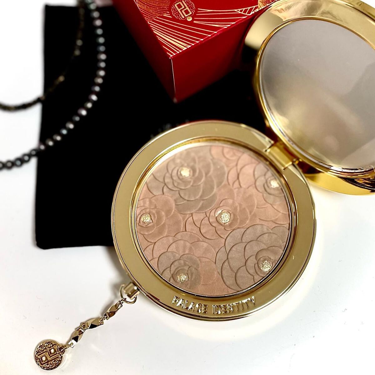 ZEESEAx正宮御品 「盛唐酔夢」シリーズ 丹酔金箔 牡丹チークシャッドパレット/ZEESEA/パウダーチークを使ったクチコミ(2枚目)