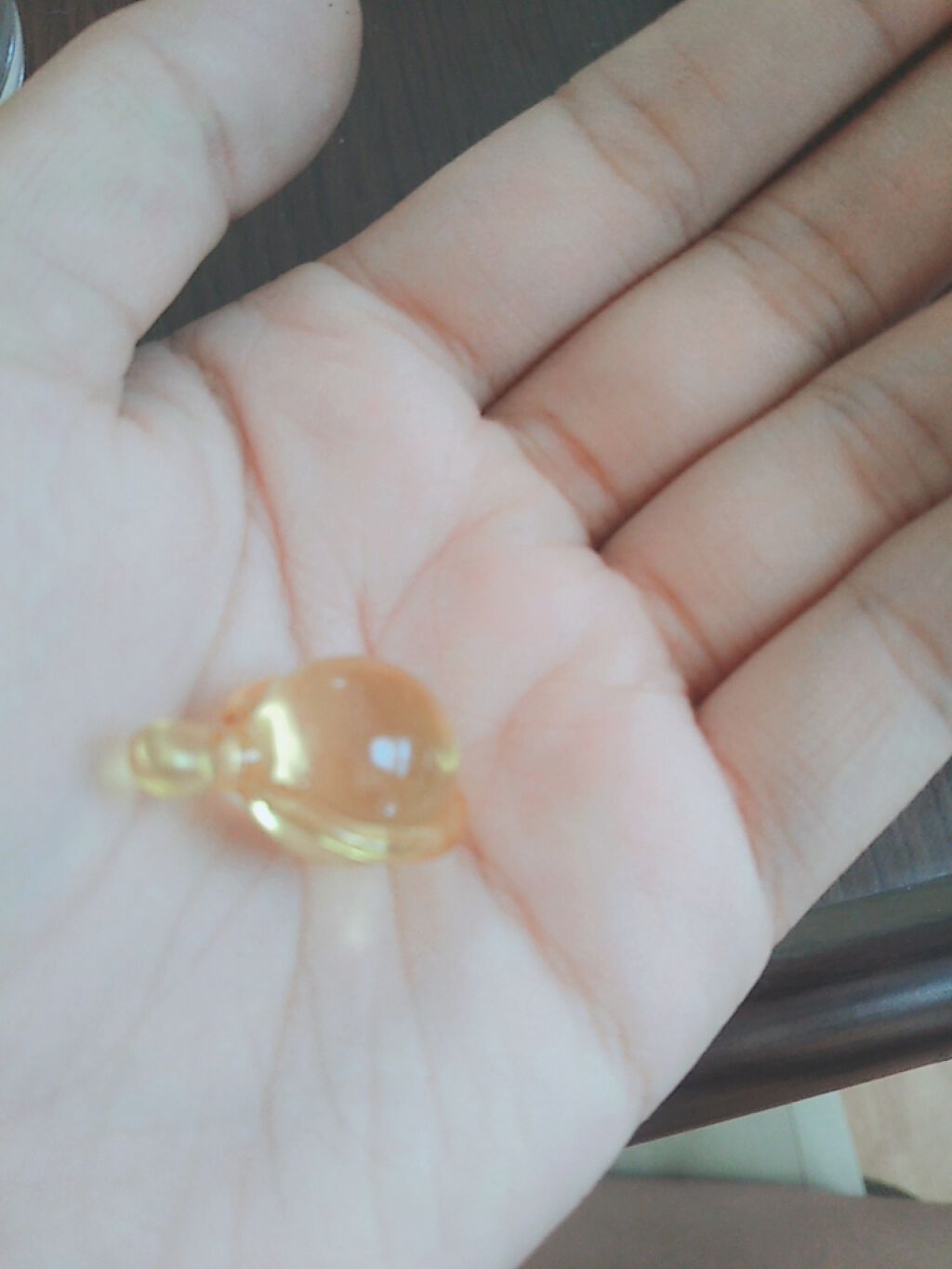 ヘアーオイル【スムース&シャイニー】/ellips/ヘアオイルを使ったクチコミ(3枚目)