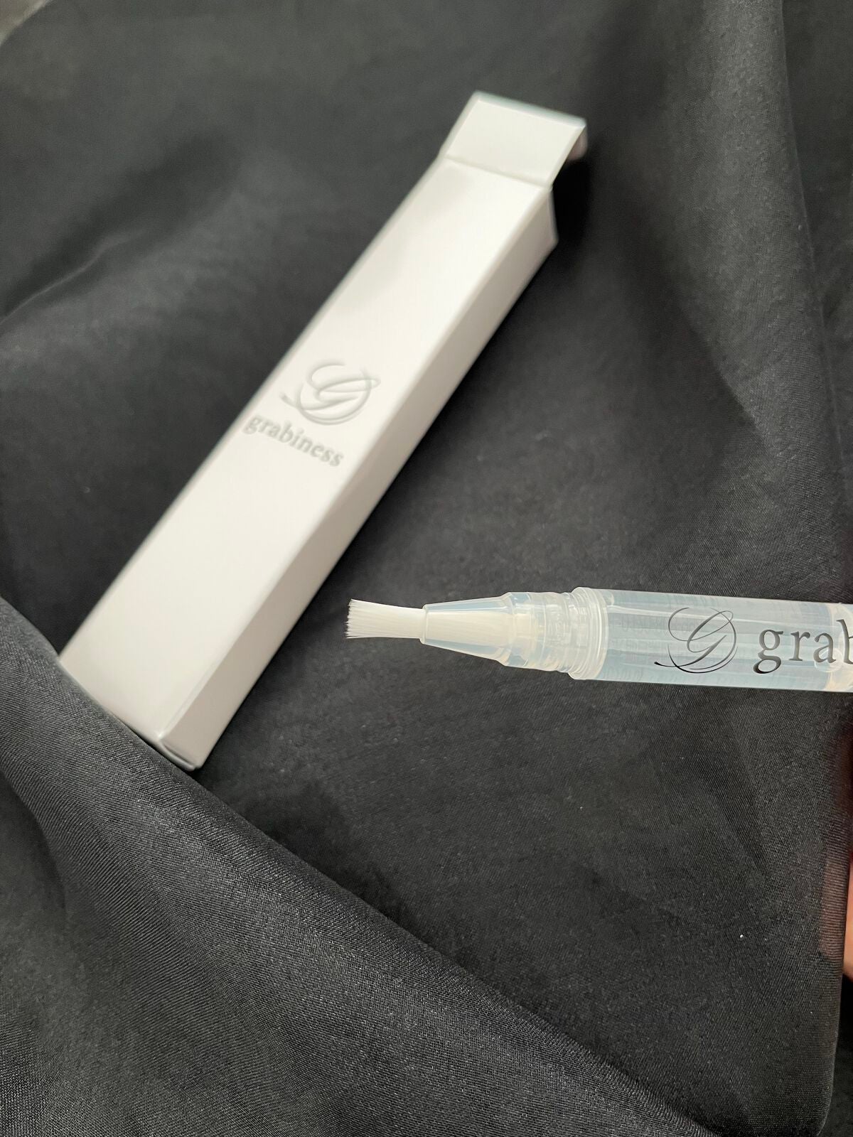 S on LIPS 「マユビア眉毛を整える時に間違って剃ってしまってなかなか生えてこ..」(3枚目)