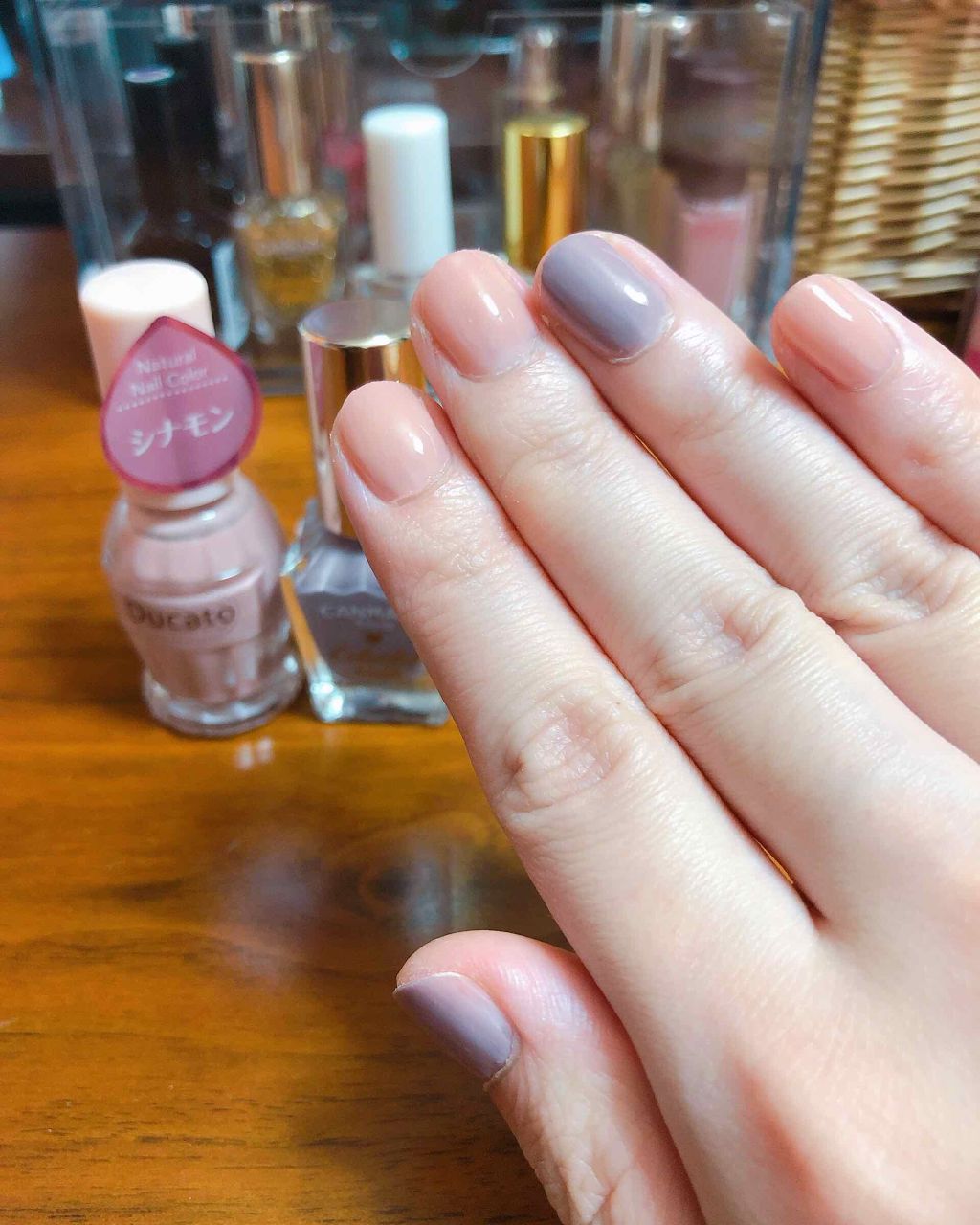 カラフルネイルズ/キャンメイク/マニキュアを使ったクチコミ(2枚目)