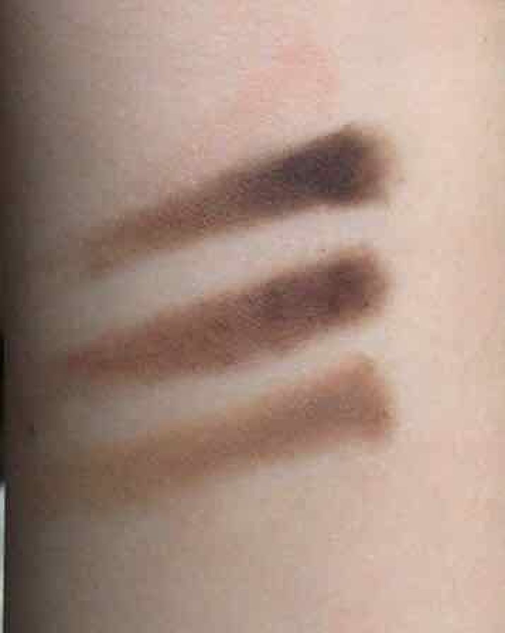 アイブロウパウダー/マリブビューティー/パウダーアイブロウを使ったクチコミ(3枚目)