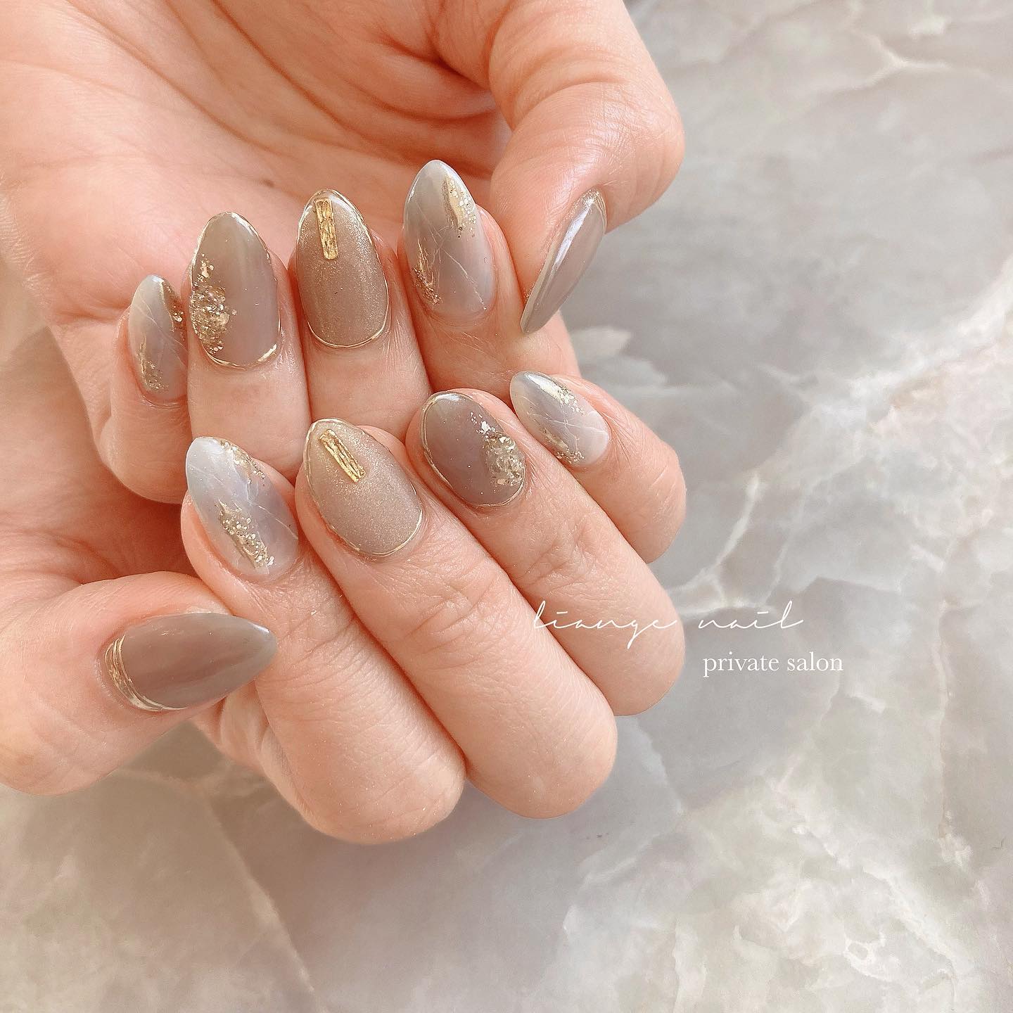 #ネイル,#冬ネイル,#大人ニュアンスネイル,#ニュアンスネイル,#ジェルネイル,#ミラーネイル,#天然石ネイル,#ブルーネイルのネイルデザイン