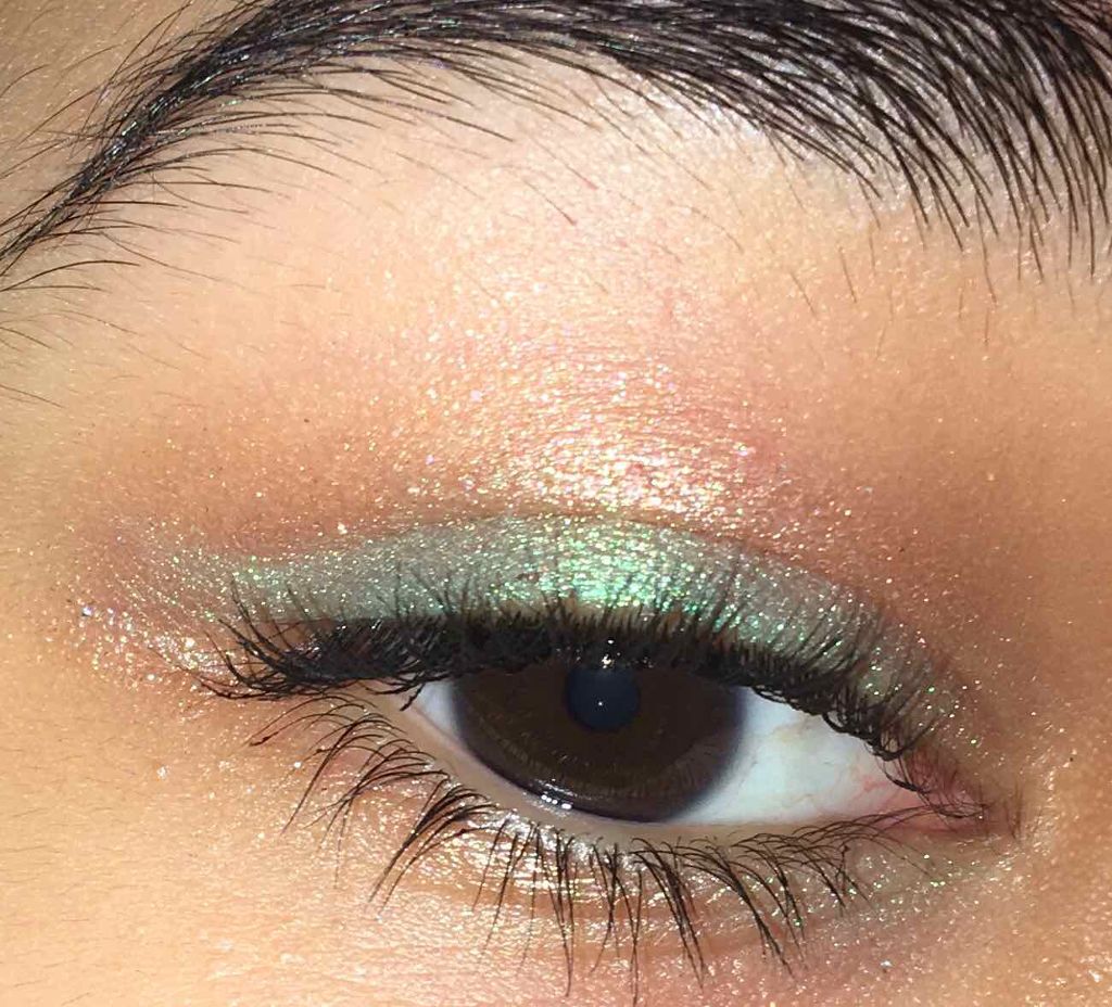 Super Shock Shadow/ColourPop/単色アイシャドウを使ったクチコミ（1枚目）