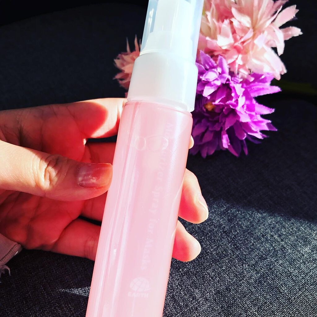 えり on LIPS 「マスクでパックスキンケアを使っています☺︎いつものマスクにスプ..」(2枚目)