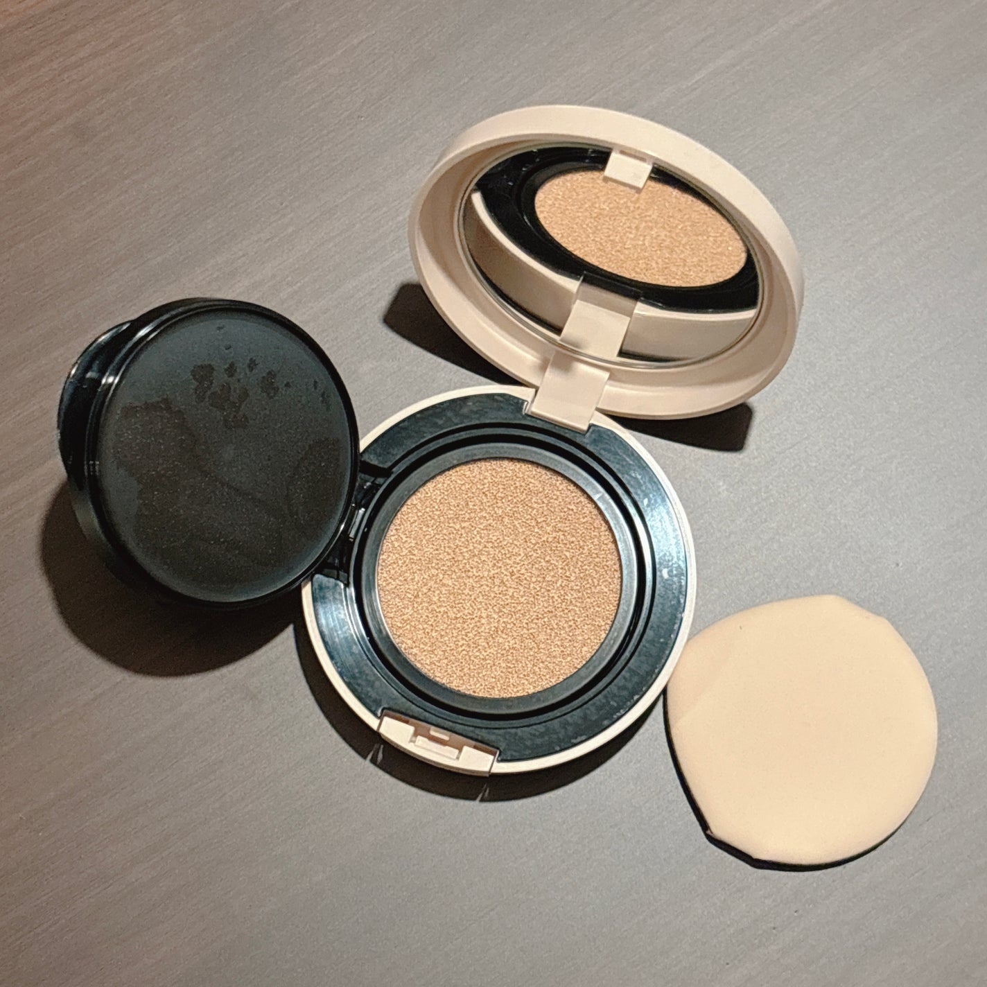 クッションファンデーション/CEZANNE/クッションファンデーションを使ったクチコミ(4枚目)