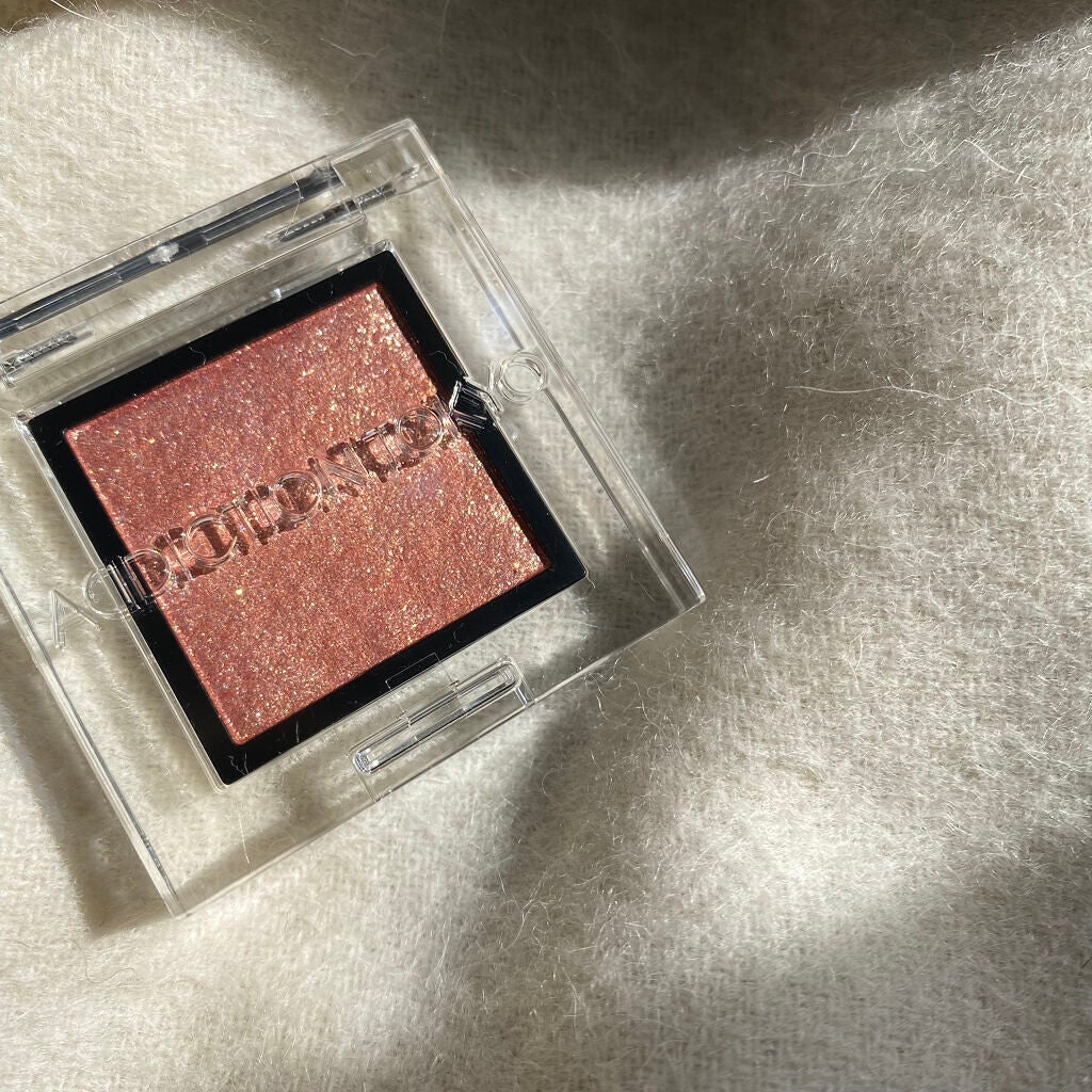 アディクション ザ アイシャドウ スパークル/ADDICTION/単色アイシャドウを使ったクチコミ(2枚目)