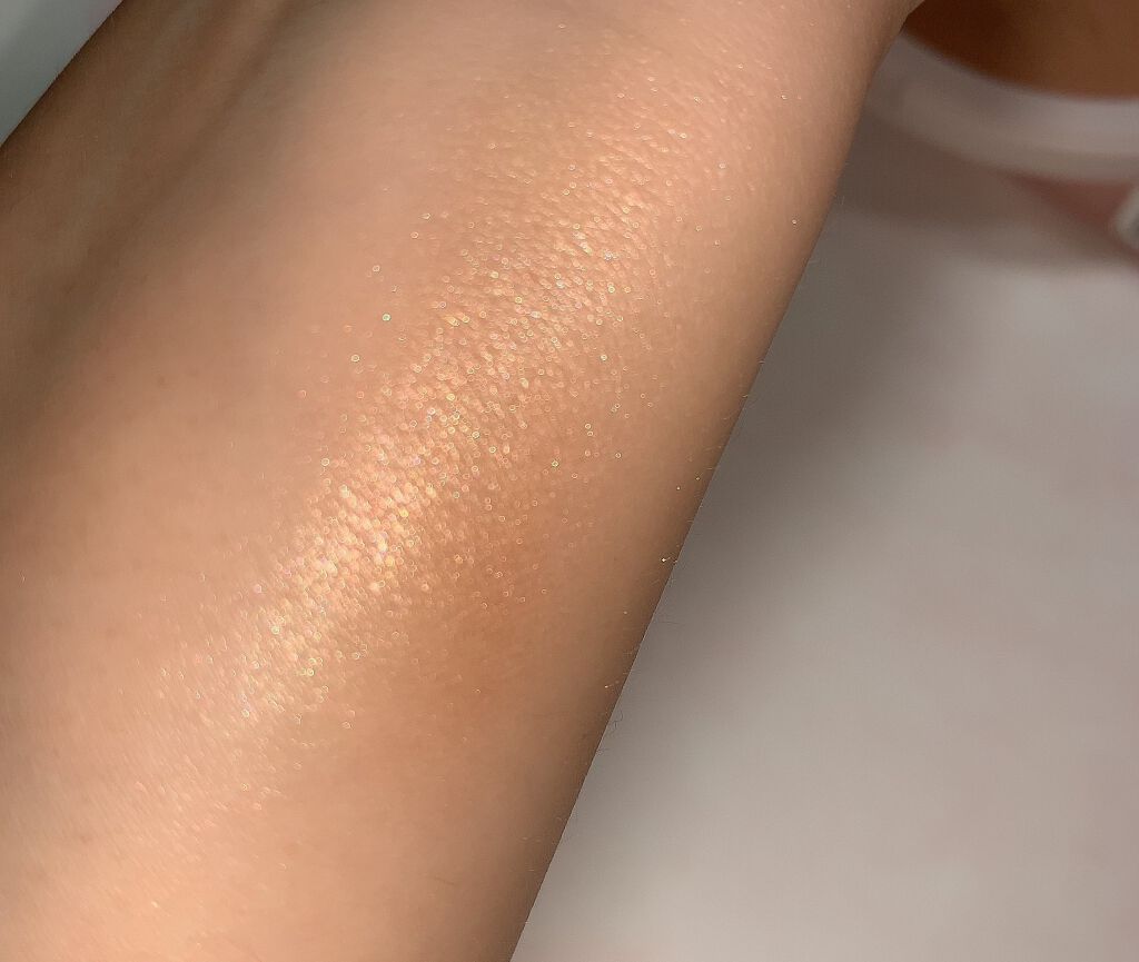 ローズ ピルエット イルミネーター/ローラ メルシエ/パウダーハイライトを使ったクチコミ（3枚目）