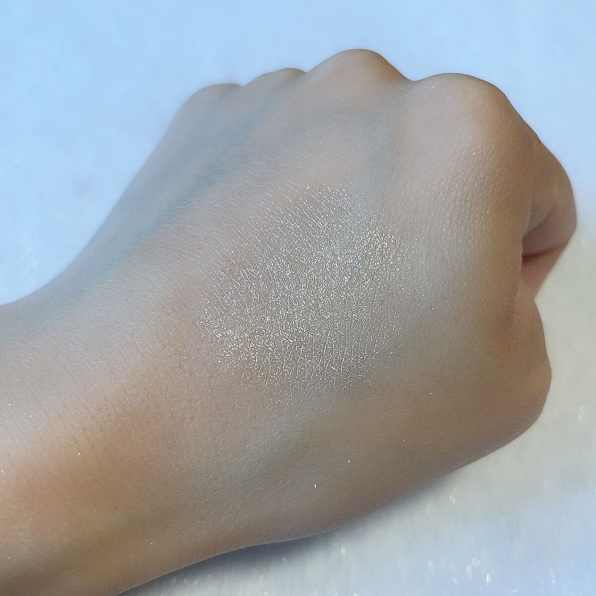 インジーニアス パウダーアイズ N/RMK/単色アイシャドウを使ったクチコミ(2枚目)