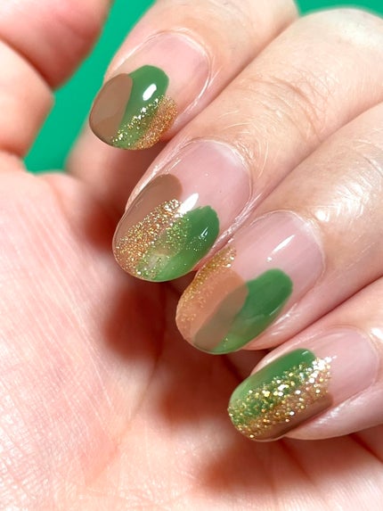 カラフルネイルズ/キャンメイク/マニキュアを使ったクチコミ(4枚目)