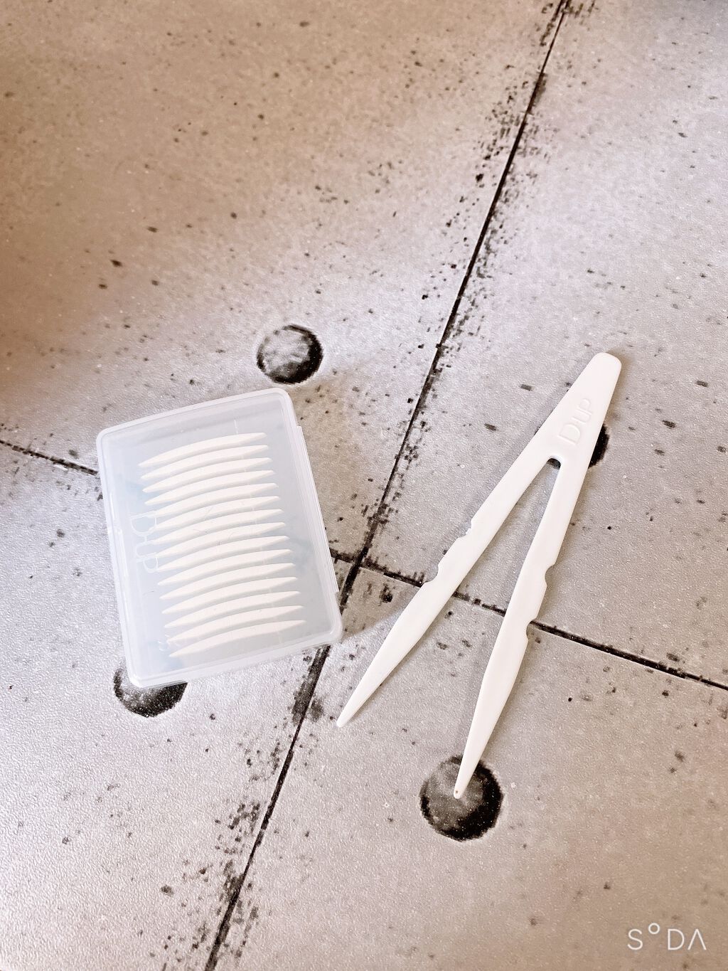 ワンダーアイリッドテープ Extra/D-UP/二重まぶた用アイテムを使ったクチコミ（2枚目）