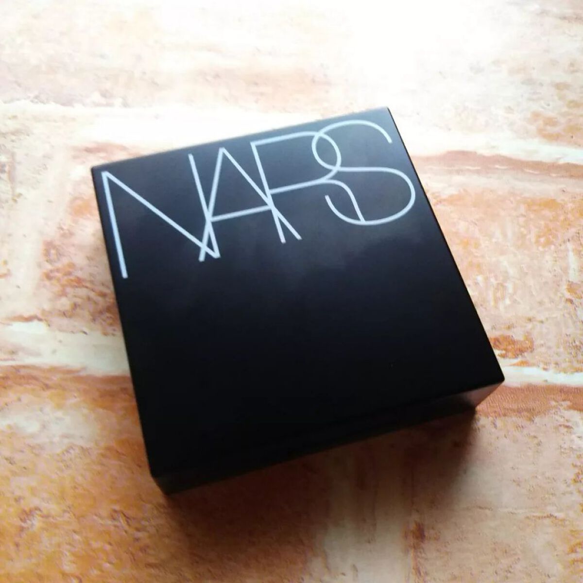 ナチュラルラディアント ロングウェア クッションファンデーション 5880/NARS/クッションファンデーションを使ったクチコミ（2枚目）