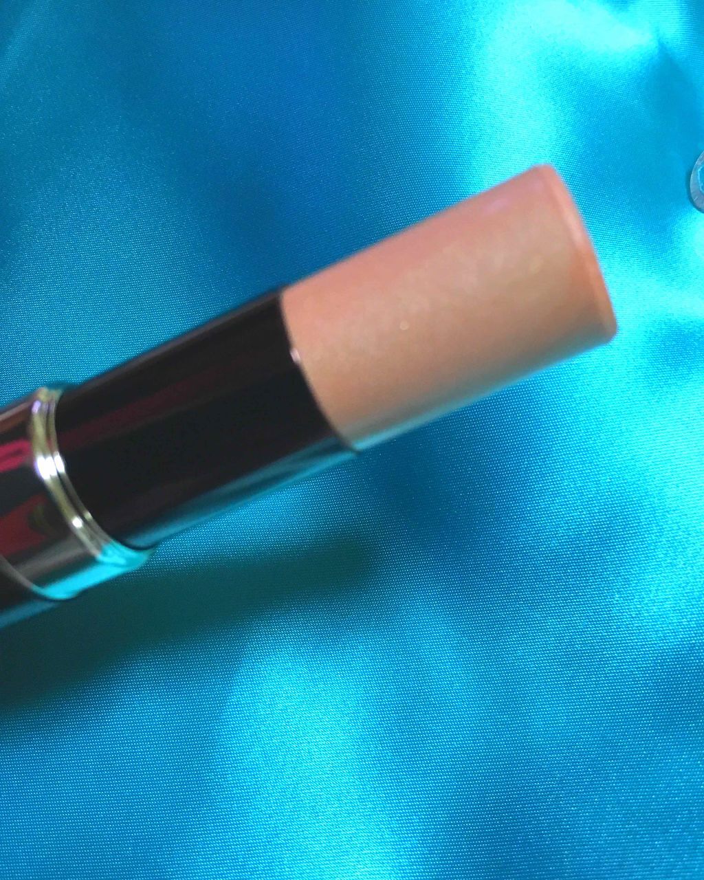 SUQQU ヌードイルミネイティングハイライトスティックのクチコミ「こちらは、
SUQQUヌードイミネイティング
ハイライトステック
101
限定品💓

みずみず.....」（2枚目）