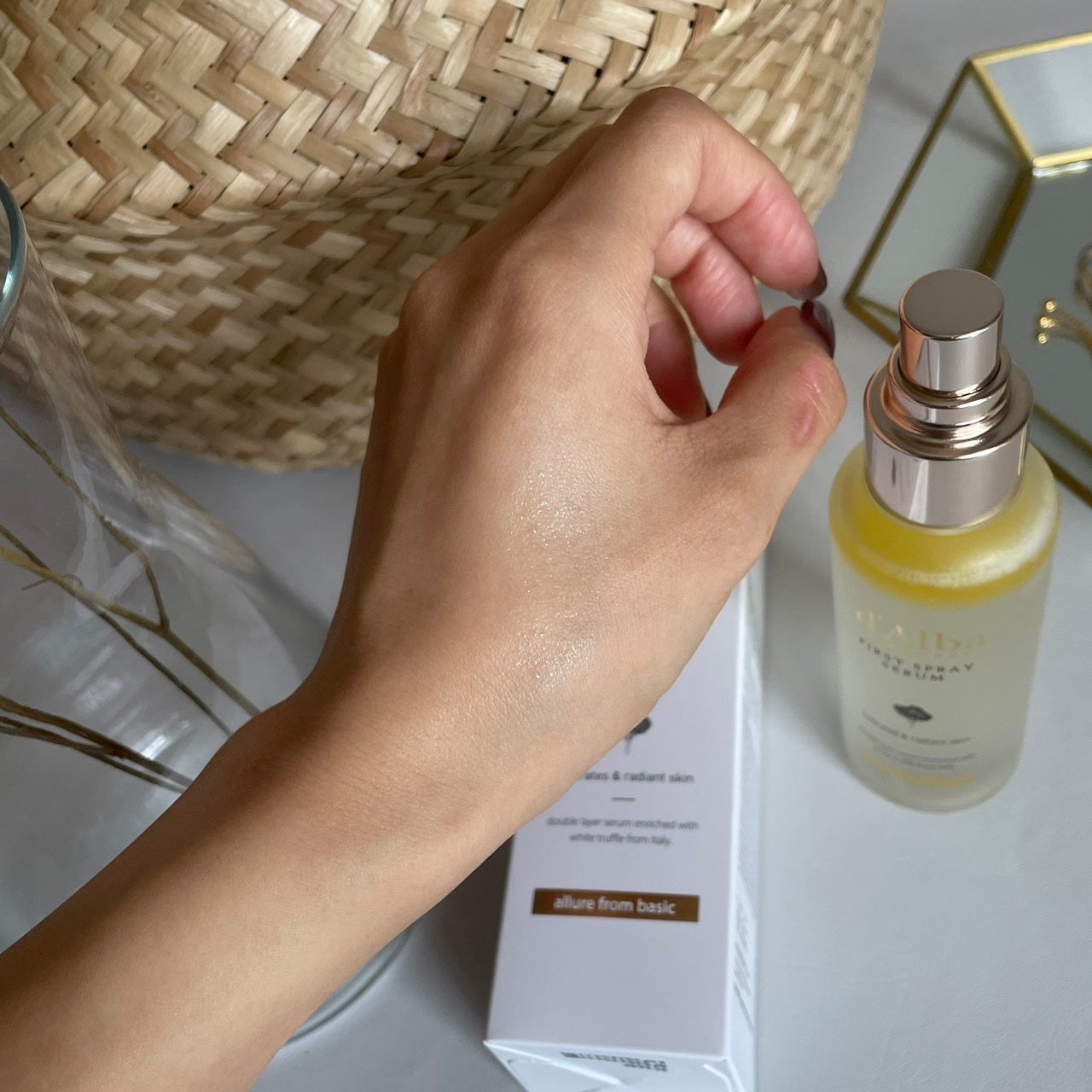 ダルバ ホワイトトリュフファーストスプレーセラム/ダルバ/ミスト状化粧水を使ったクチコミ(3枚目)
