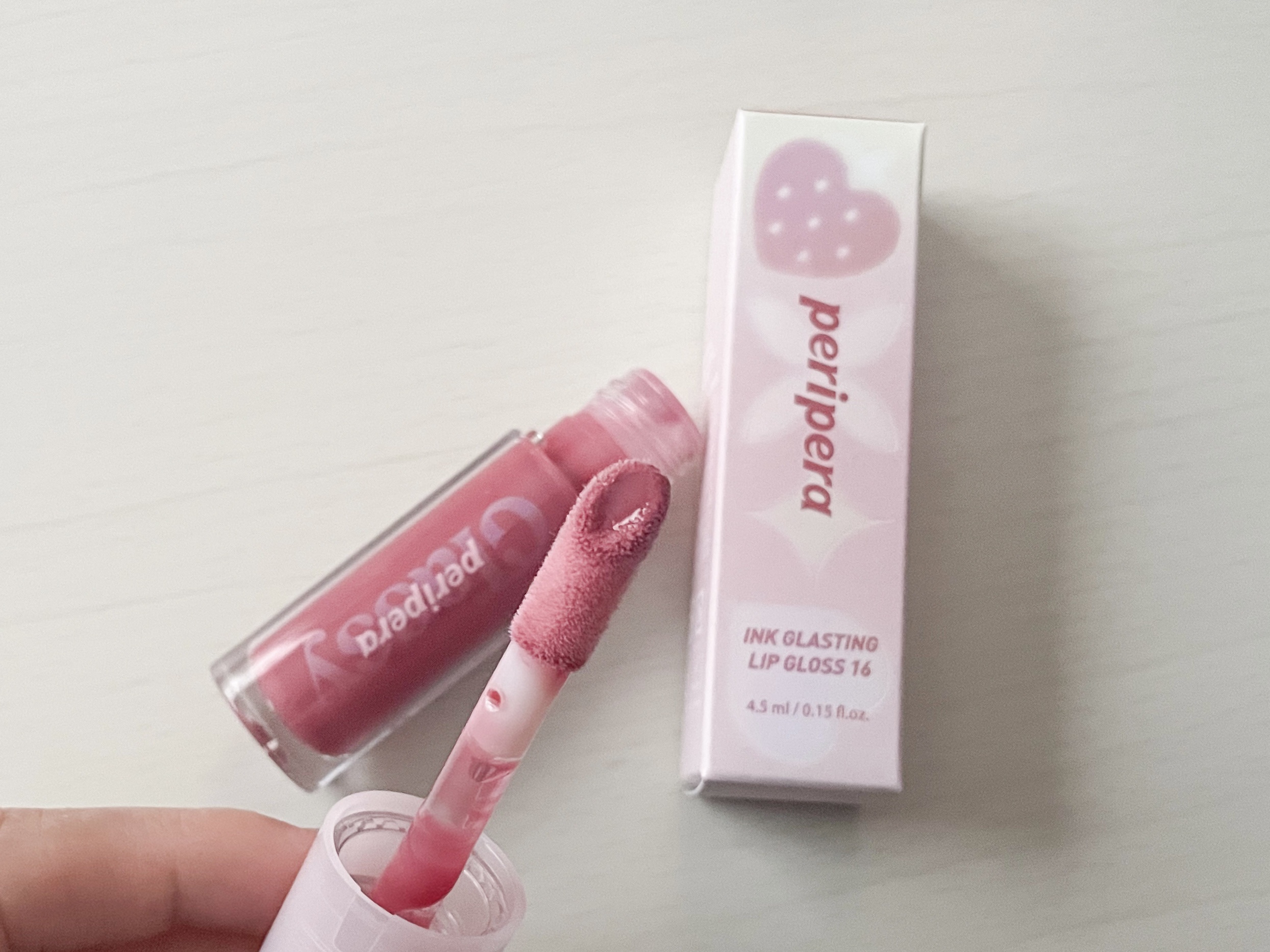 インク グラスティング リップ グロス/PERIPERA/リップグロスを使ったクチコミ（2枚目）